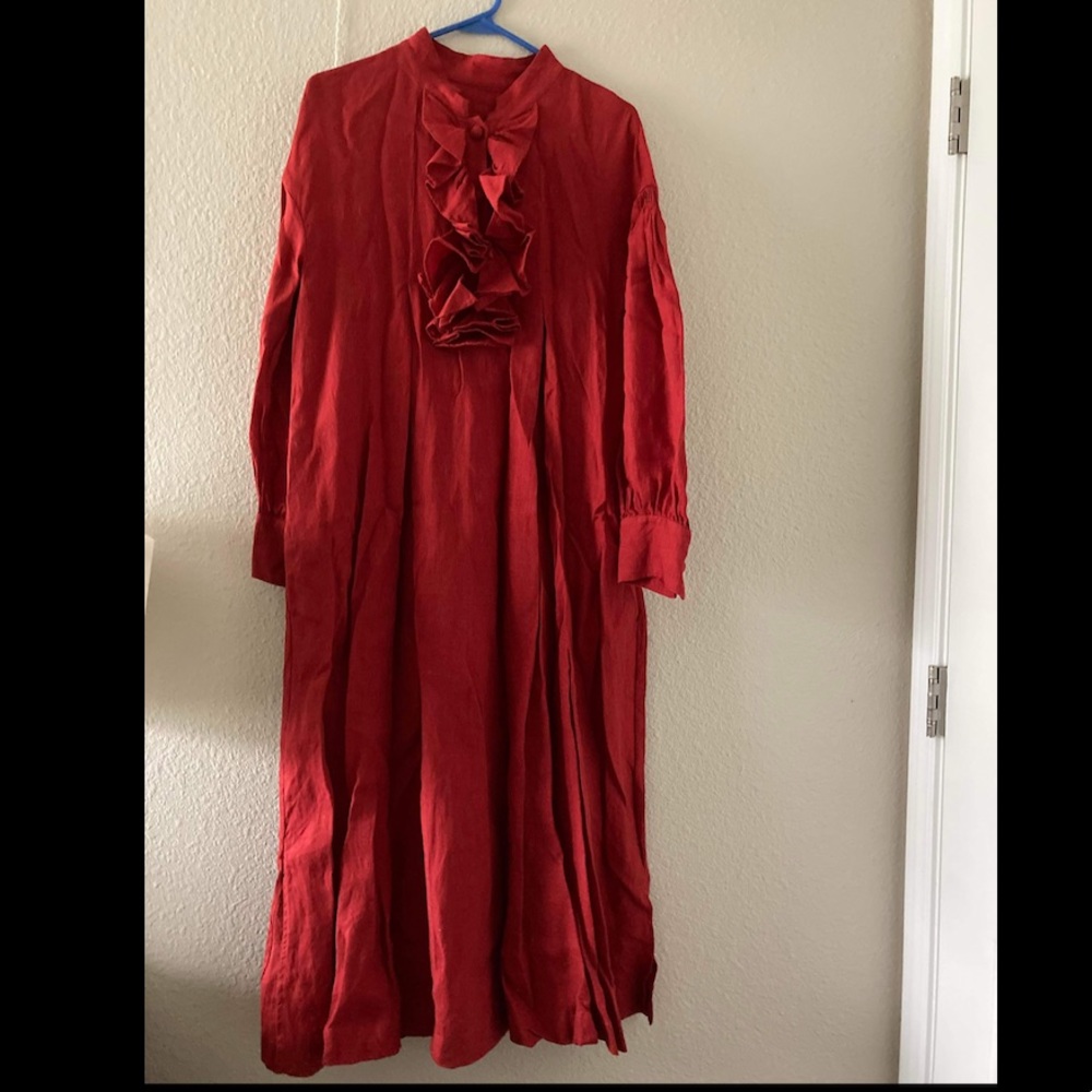 Linennaive pleated linen dress with large ruffles